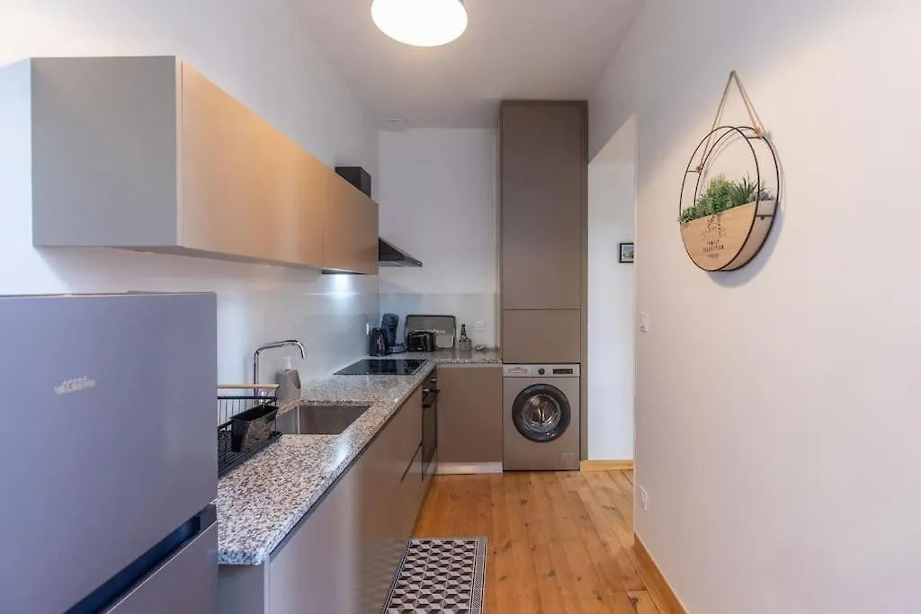 Refuge De L'Ours : T2 Equipe Avec Parking Et Wifi Apartment Bagneres-de-Bigorre